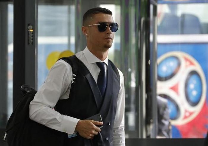 Ronaldo sẽ hội quân muộn gần 1 tháng so với các đồng đội tại MU