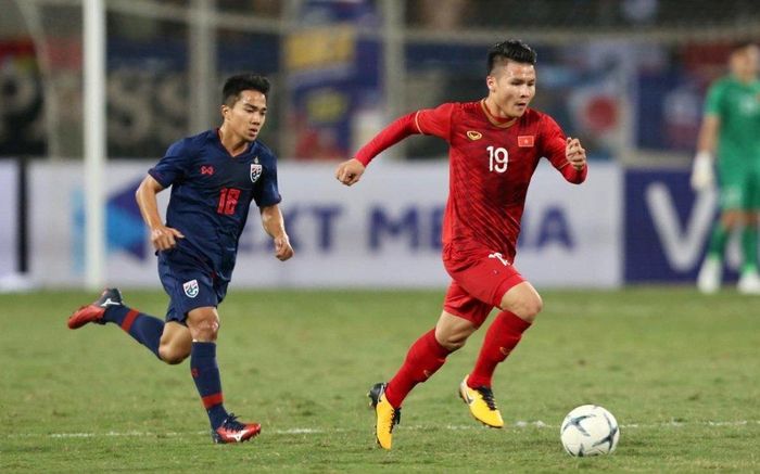 AFF Cup 2022 nhiều khả năng vắng Chanathip và Quang Hải