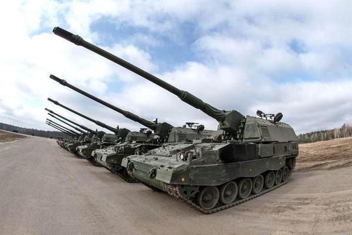 Điển hình như việc Ba Lan sản xuất 50 khẩu pháo tự hành Krab cho Ukraine, việc bàn giao không thể diễn ra "một sớm một chiều".
