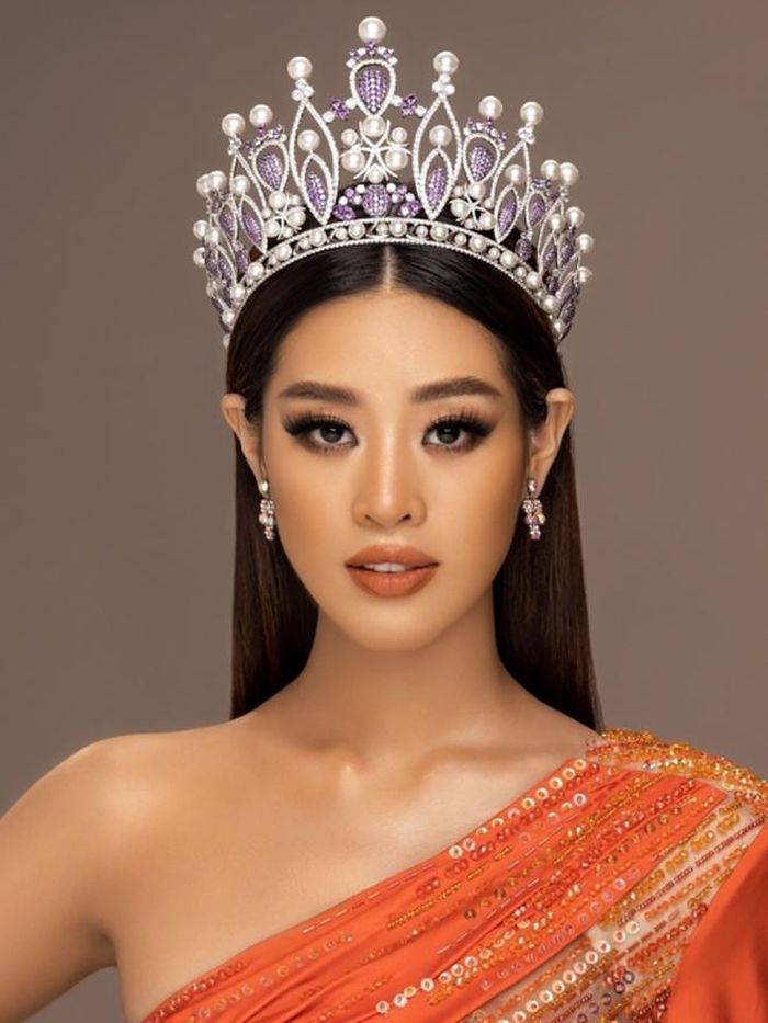 Hoa hậu Khánh Vân cũng từng bị chỉ trích vì phát ngôn sau đăng quang