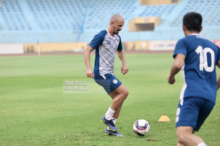 Tiền vệ khẳng định mục tiêu nâng chức vô địch V-League 2022 cùng CLB Hà Nội.