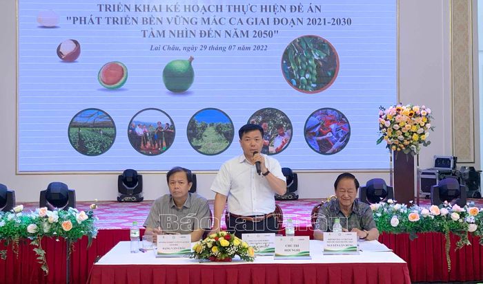 Đồng chí Triệu Văn Lực – Vụ trưởng Vụ Phát triển rừng, Tổng cục Lâm nghiệp Việt Nam phát biểu kết luận Hội nghị.