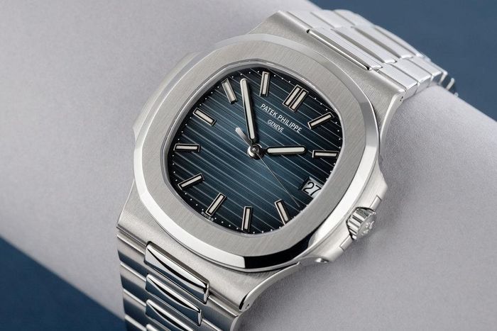  Giá của các mẫu bán chạy giảm bằng một số loại thông thường. Ảnh: Chrono24. 