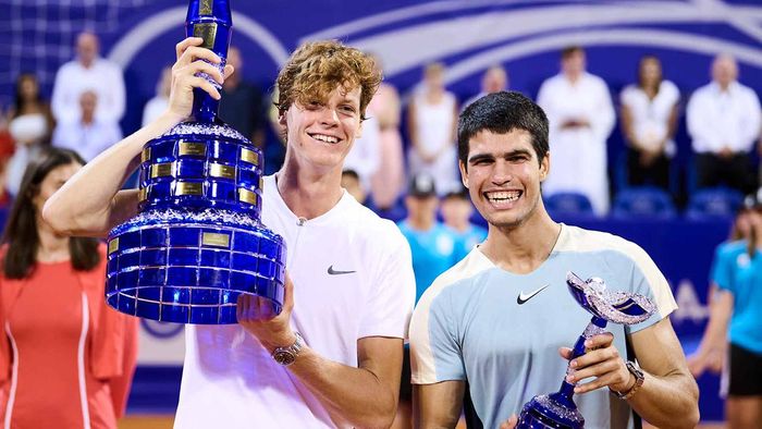 Alcaraz đã thua Jannik Sinner hai lần trong vòng 1 tháng