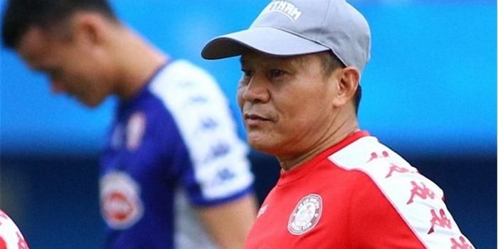 HLV Lư Đình Tuấn dẫn dắt b.Bình Dương