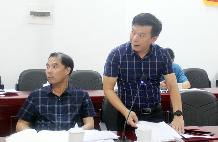 Đại biểu Sở Giao thông vận tải - Xây dựng nêu ý kiến tại hội nghị.