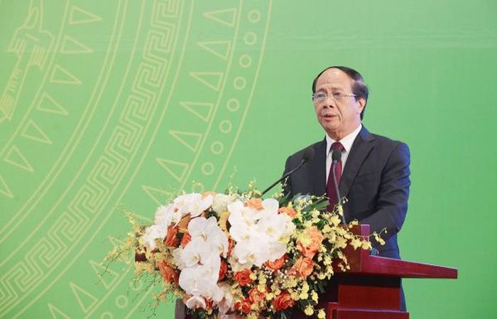  Phó Thủ tướng Chính phủ Lê Văn Thành phát biểu chỉ đạo tại hội nghị.