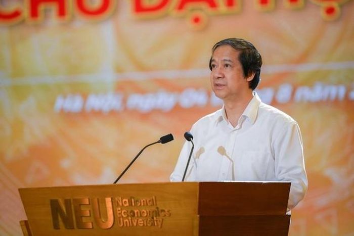 Bộ trưởng Bộ GD-ĐT Nguyễn Kim Sơn phát biểu tại Hội nghị