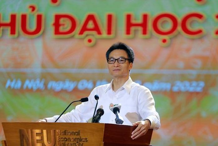 Phó Thủ tướng Vũ Đức Đam khẳng định, tự chủ đại học là con đường một chiều, chỉ tiến chứ không lùi, không quay lại.