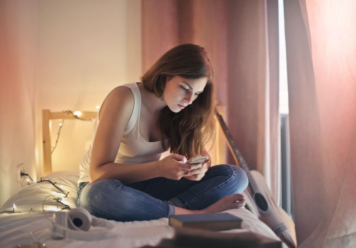  Các nhà sáng tạo buộc phải tìm cách xoay xở với việc này. Ảnh: pexels. 