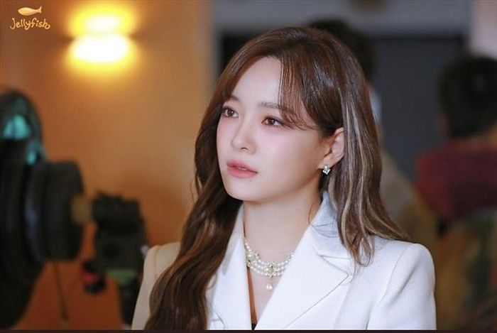 Từng gây thương nhớ với vẻ ngoài xinh đẹp trong A Business Proposal...