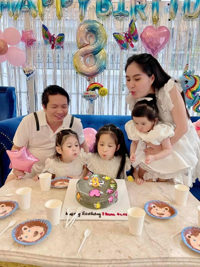Học phí ở đây dao động từ 433 - 671 triệu đồng/năm, tùy vào khối lớp và chương trình học.