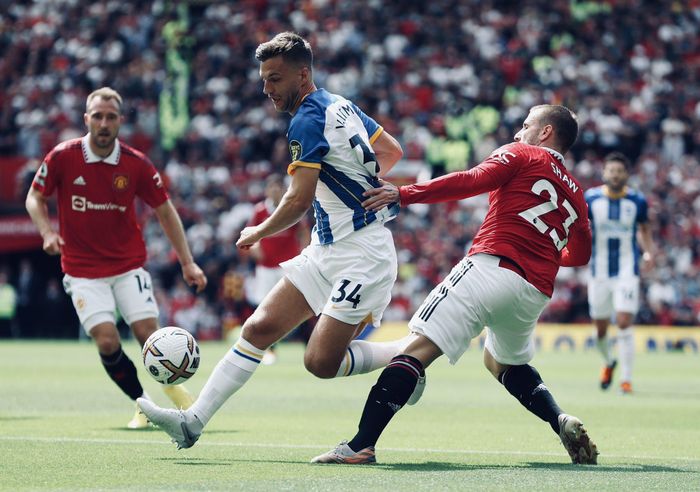 Brighton thi đấu rất khó chịu