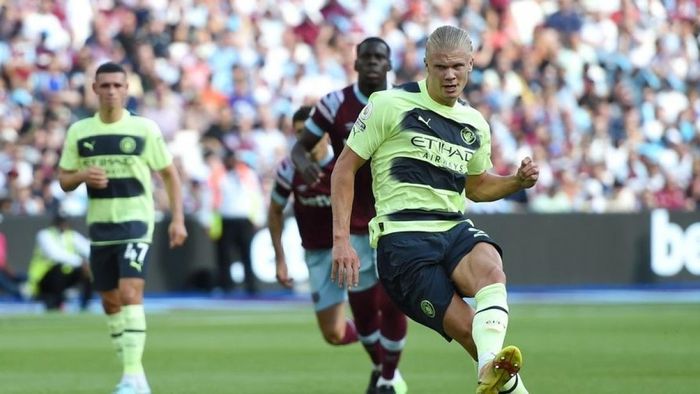 Haaland lập cú đúp cho Man City