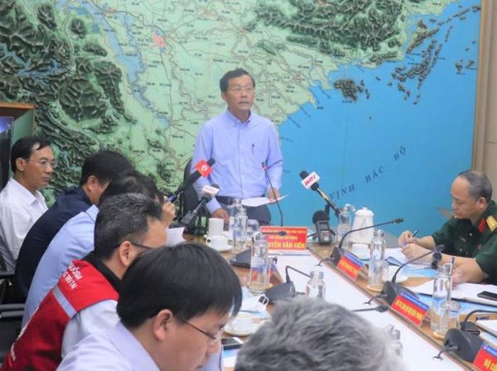 Ban chỉ đạo quốc gia về Phòng chống thiên tai họp ứng phó bão số 2.