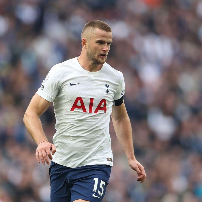 Eric Dier cao 1m88, cầu thủ đã trở thành "chìa khóa" chủ chốt của Conte.