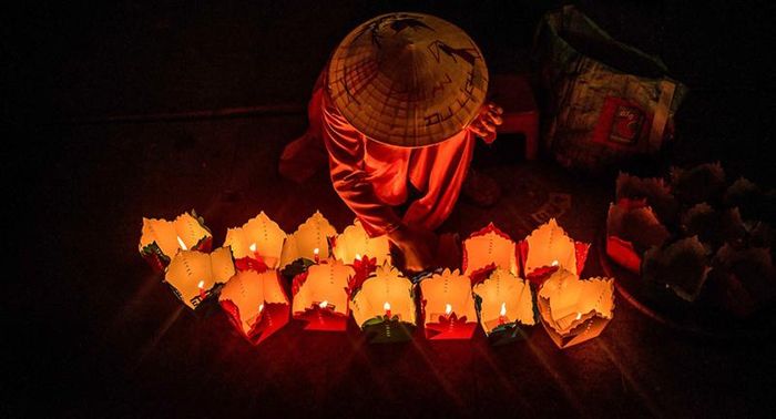 Lễ Vu lan là ngày con cái bày tỏ tình cảm của mình với bậc sinh thành