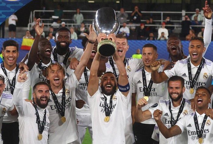Benzema tiếp tục nổ súng cho Real Madrid