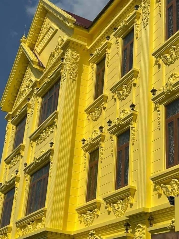 Góc nghiêng bên hông của căn nhà. Ảnh: Yan