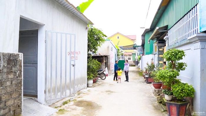 Cuộc sống của công nhân lao động gặp rất nhiều khó khăn. Ảnh tư liệu Đình Tuyên