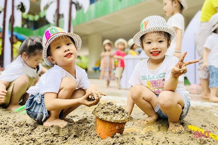 Lễ hội cát “SANDY WEEK” đã mang lại cho các em thật nhiều tiếng cười, niềm vui và những kỷ niệm đáng nhớ trong ký ức tuổi thơ.
