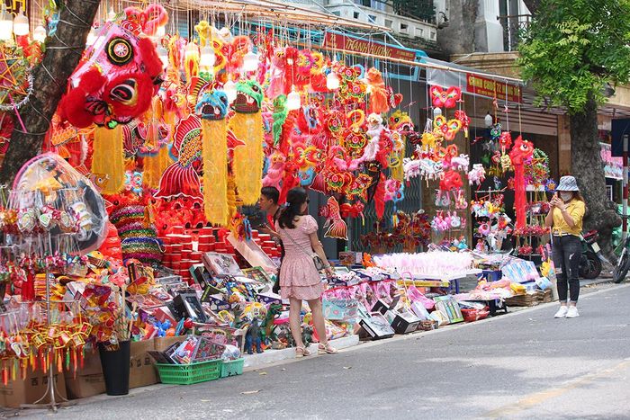 Nơi đây trở thành điểm chụp ảnh hấp dẫn của giới trẻ mỗi dịp Trung thu.
