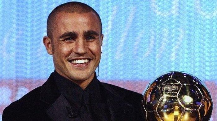 Năm 2006, Ý quá xuất sắc, huyền thoại, đội trưởng Cannavaro đưa Ý vô địch World Cup cùng năm và trung vệ này đoạt QBV.
