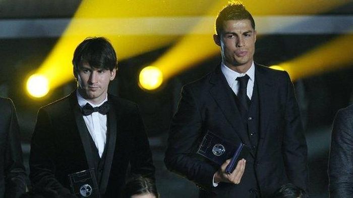 Ronaldo và Messi liên tục thay phiên nhau thống trị QBV trong vòng 12 năm.