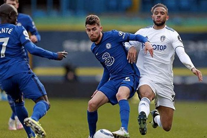 Chelsea quyết tâm lấy trọn 3 điểm trước Leeds để cải thiện vị trí trên bảng xếp hạng.