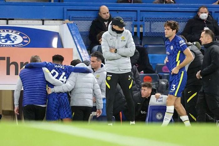 Thomas Tuchel đã loại Marcos Alonso khỏi đội hình sau khi yêu cầu rời Chelsea và được CLB chấp thuận