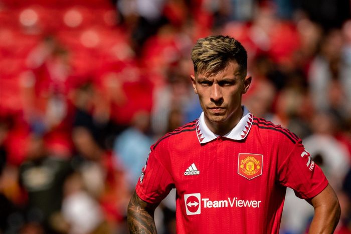 Lisandro Martinez có ngày thi đấu ấn tượng trước Liverpool ở trận đấu muộn vòng 3 Premier League rạng sáng 23/8 (giờ Hà Nội). Trung vệ người Argentina có 7 lần đánh chặn hiệu quả trong 90 phút thi đấu.