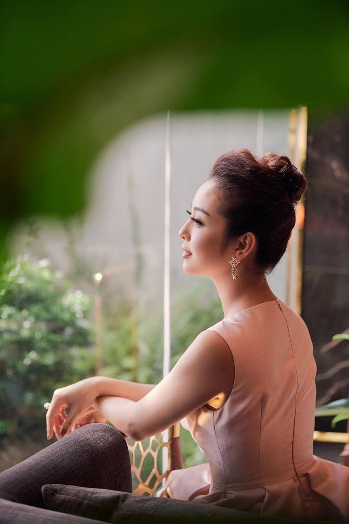 Cuộc sống hạnh phúc, đẳng cấp của Jennifer Phạm khiến fan xuýt xoa.