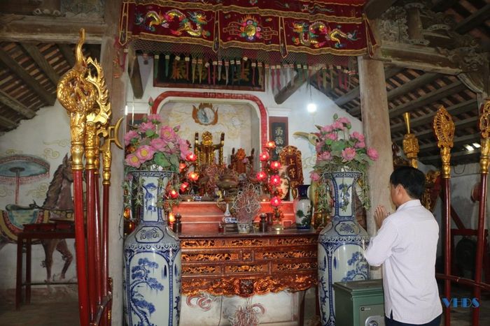 Ở Trọng Hậu, đình làng là không gian văn hóa truyền thống, đồng thời là nơi tôn thờ Thành hoàng làng Lê Phụng Hiểu.