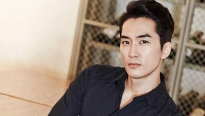 Nam thần "không tuổi" Son Seung Hun