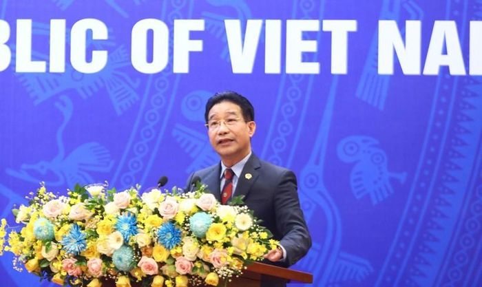 Phó Chủ nhiệm Văn phòng Chủ tịch nước Phạm Thanh Hà phát biểu và công bố Quyết định đặc xá năm 2022 của Chủ tịch nước. Ảnh: VPCTN