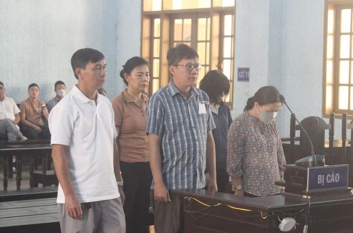 Các bị cáo tại phiên xét xử