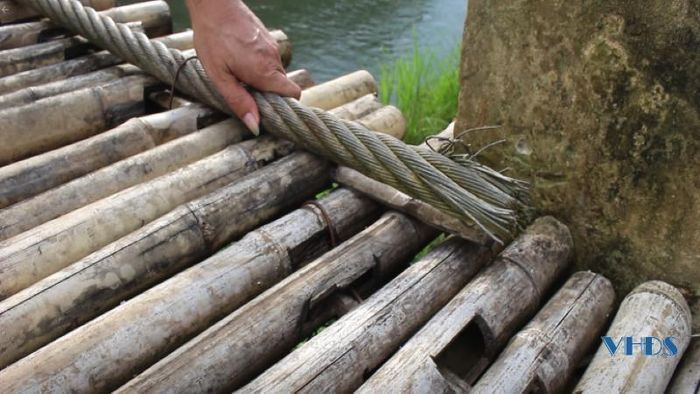 Các kết nối cầu lỏng lẻo.