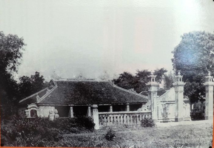 Đình làng Bàn Môn, xã Lộc An (huyện Phú Lộc, TT-Huế), nơi tập trung huấn luyện tự vệ chiến đấu để chuẩn bị lực lượng giành chính quyền về tay nhân dân. Ảnh: N.V (chụp lại)