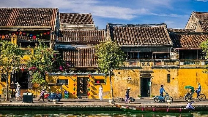 Phố cổ Hội An, phảng phất nét quyến rũ vượt thời gian.