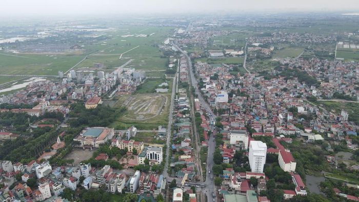Trong thời gian tới, Bộ GTVT sẽ phối hợp với Ủy ban Quản lý vốn nhà nước tại doanh nghiệp chỉ đạo Tổng Công ty Đường sắt Việt Nam và các đơn vị liên quan chuyển đổi cơ sở hạ tầng đường sắt quốc gia như ga Hà Nội, ga Giáp Bát để bàn giao mặt bằng cho UBND TP Hà Nội triển khai thực hiện dự án đường sắt đô thị Yên Viên - Ngọc Hồi.