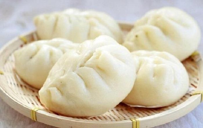 Sau khi tìm hiểu thói quen ăn uống và sinh hoạt, bác sĩ cho rằng thói quen ăn sáng bằng bánh bao hấp của bệnh nhân có liên quan đến căn bệnh. Ảnh minh họa.