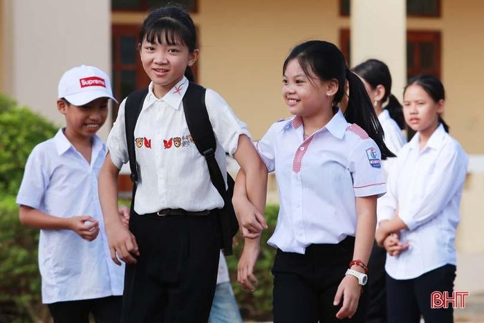 Vui đến trường. Ảnh tư liệu
