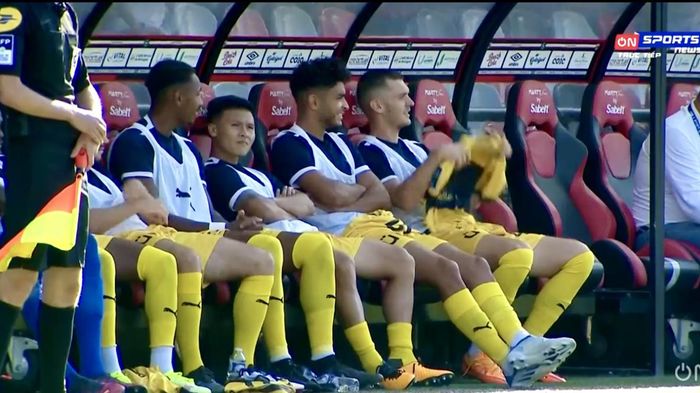 Lần đầu tiên ở mùa giải này, Quang Hải không được đá lấy một phút