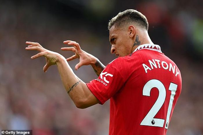 Antony bị hiểu nhầm khiêu khích CĐV Arsenal