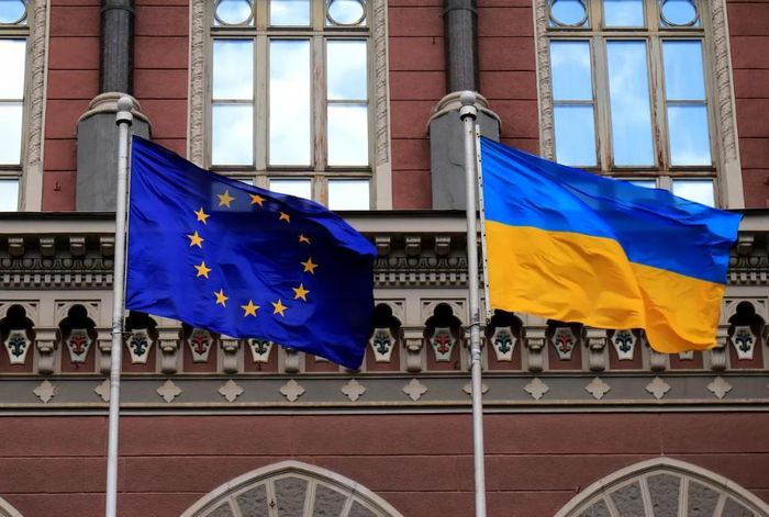 Đây là Hội đồng Hiệp hội EU-Ukraine lần thứ 8, và là Hội đồng đầu tiên kể từ khi nước này giành được tư cách ứng cử viên EU vào tháng Sáu.