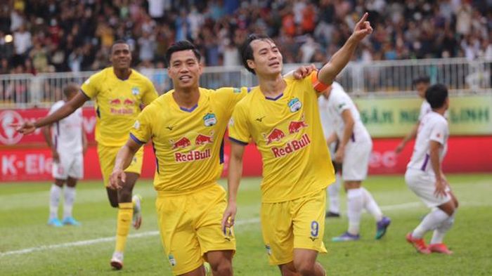 Văn Thanh, Văn Toàn có thể sẽ chia tay HAGL sau năm nay. Ảnh: Dư Toán
