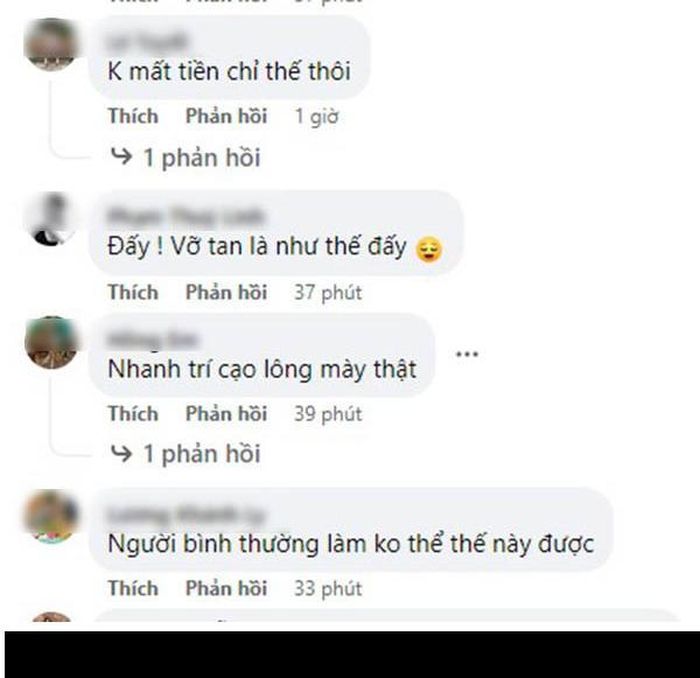 Màn thảm họa xăm lông mày của cô gái này đã nhận được sự quan tâm của nhiều người. Nhìn cặp chân mày to tướng trên gương mặt cô, ai cũng phải choáng váng và tỏ ra bất bình thây cho cô gái.