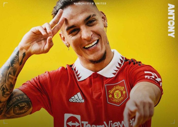 Antony được cảnh báo sẽ không dễ dàng ở Premier League, nhất là lại chơi cho MU