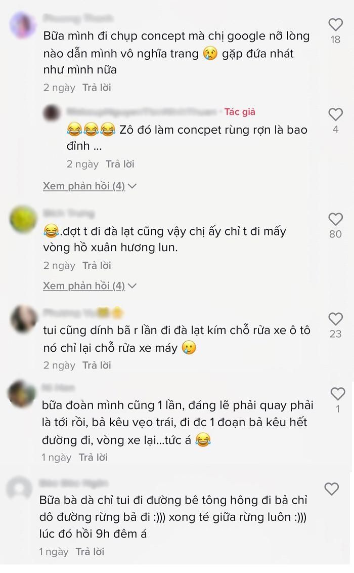 Nhìn vào đoạn đường gập ghềnh sỏi đá, một bên là rừng, một bên là núi khiến người thợ trang điểm cũng “dở khóc dở cười”. Dưới phần bình luận, người thợ trang điểm cũng cho biết thêm: “Này đi từ 2h sáng mà lạc vào đó tới hơn 4h sáng hơn. Gọi thì cô dâu cứ bảo chạy theo định vị là tới, má ơi… lên đỉnh núi luôn."