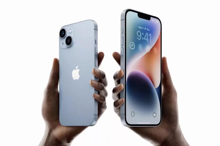 Mẫu iPhone 14 tại sự kiện của Apple